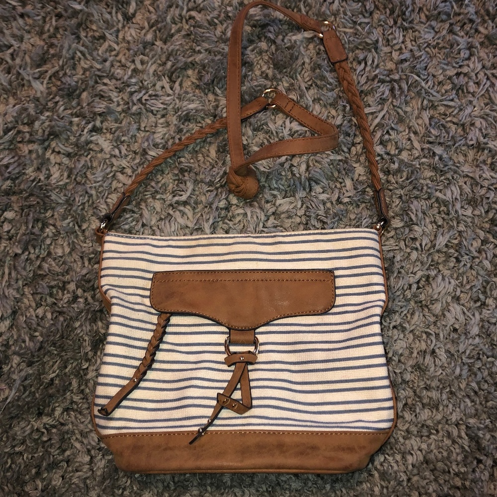 🌸Large Striped Bucket Purse